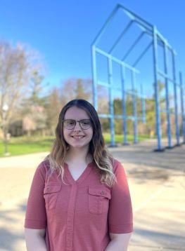 Pullins Wins Outstanding Paper Award